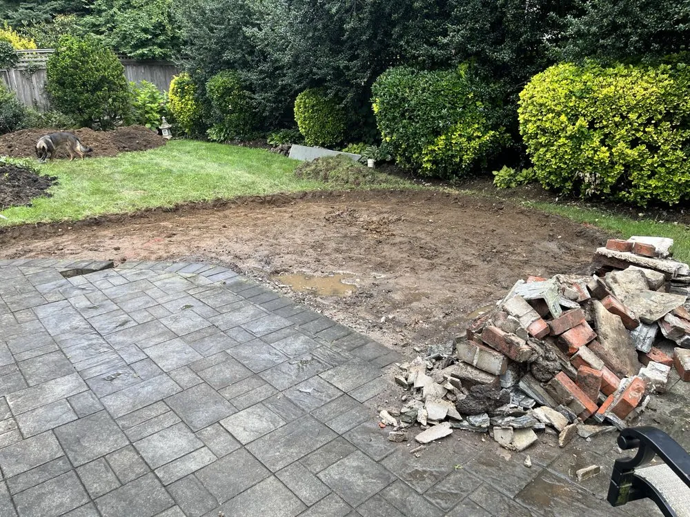 Expert lawn care service near you across New Rochelle, NY - Oliveros Landscaping