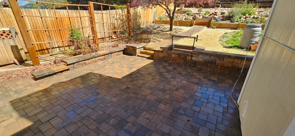 Expert outdoor landscaping for beautiful yards across Colorado Springs, CO - Oliver's Homestead Services
