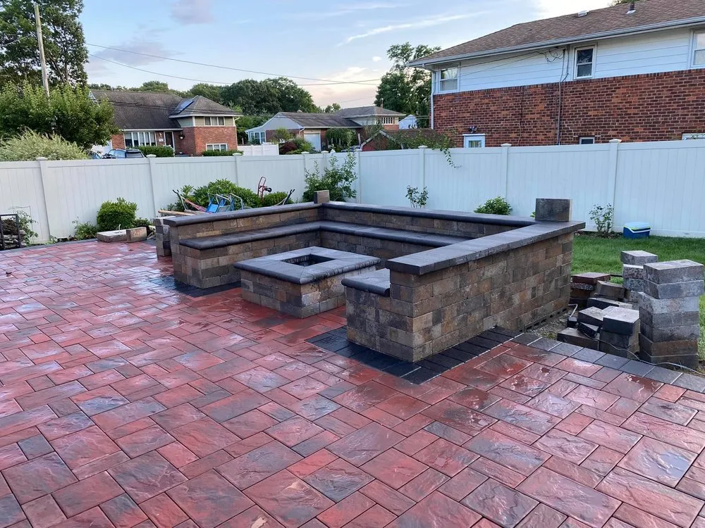 Top-rated landscape design in Bay Shore, NY by Oliver's Landscape