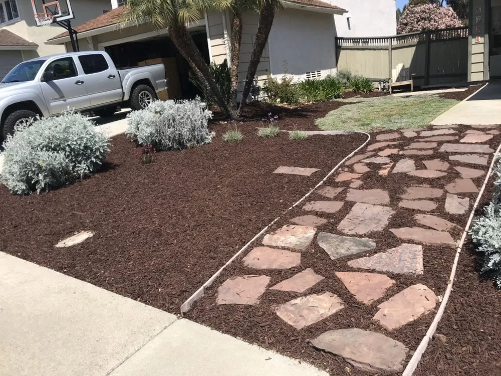 Reliable garden landscaping in Escondido, CA by Olive’s Gardening