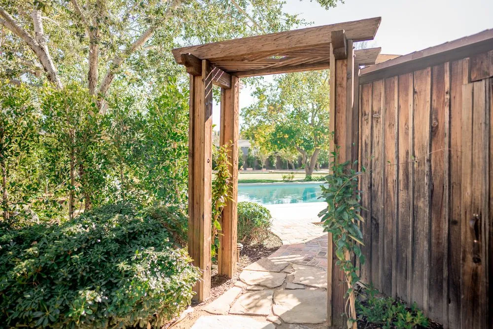 Top-rated lawn mowing service experts serving Chatsworth, CA - OliveWood Landcsaping