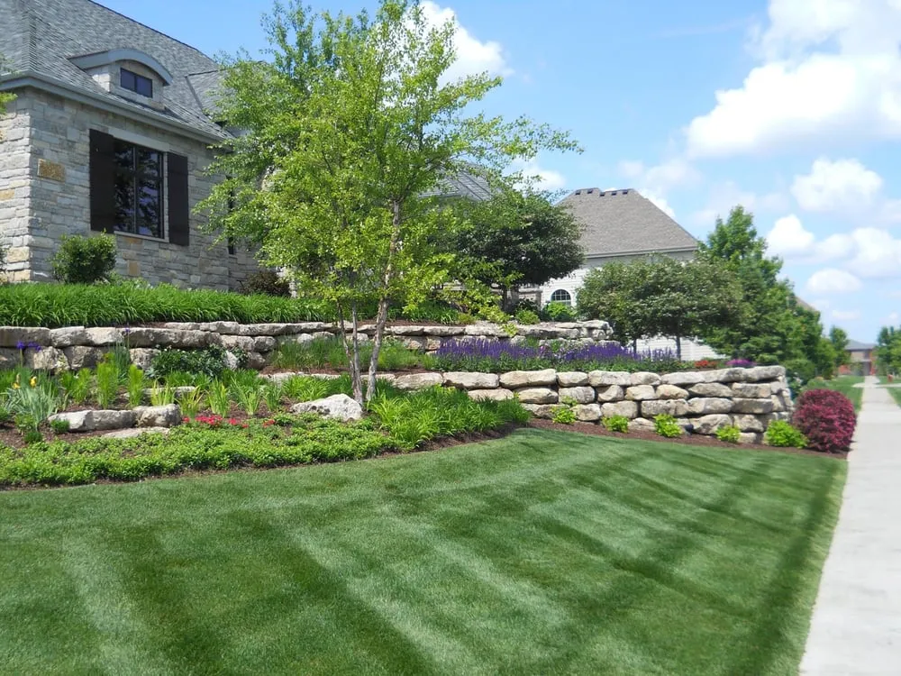 Top-rated garden landscaping for beautiful yards across Verona, WI - Olson Toon Landscaping