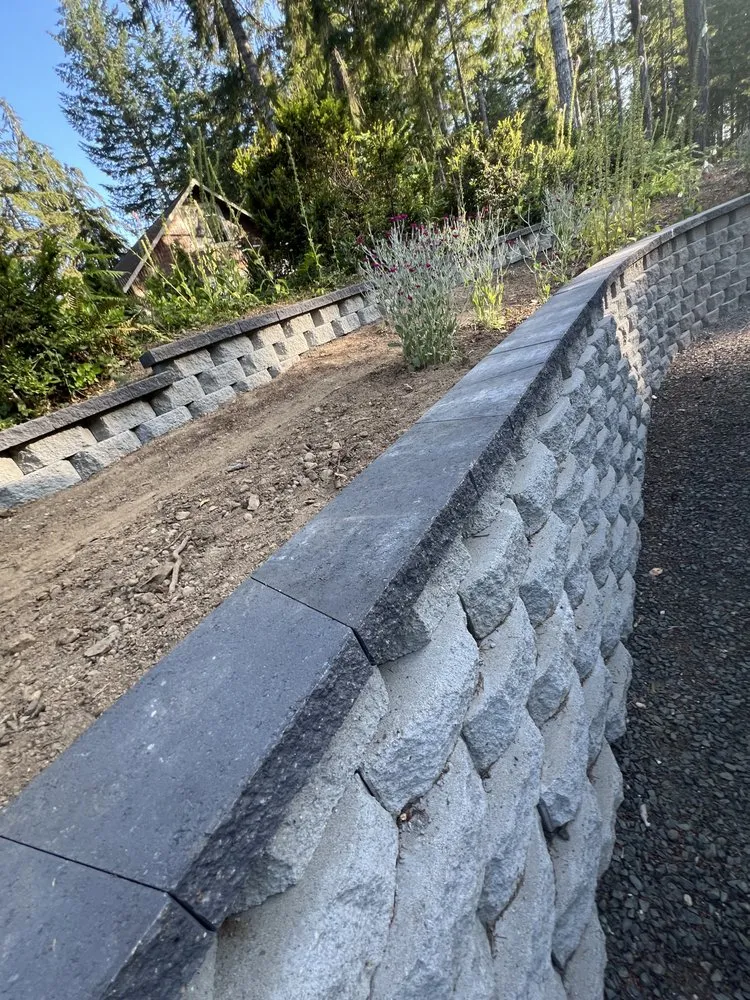 Expert outdoor landscaping experts serving Shelton, WA - Olvera Construction
