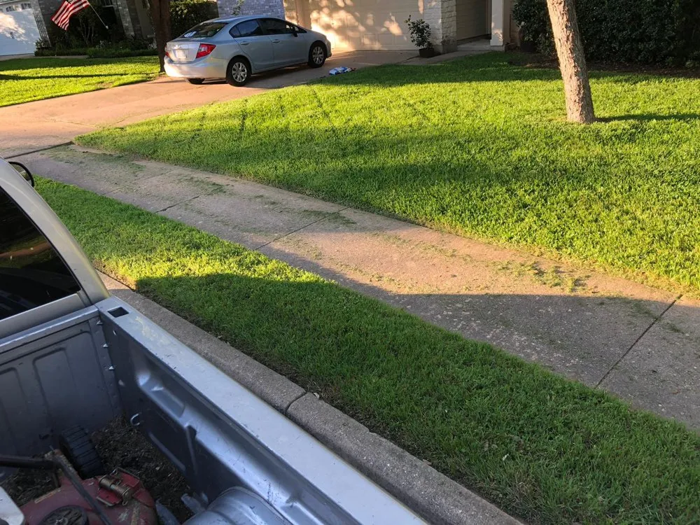 Top-rated landscape design for residential properties in Leander, TX by Olvera Lawn Service