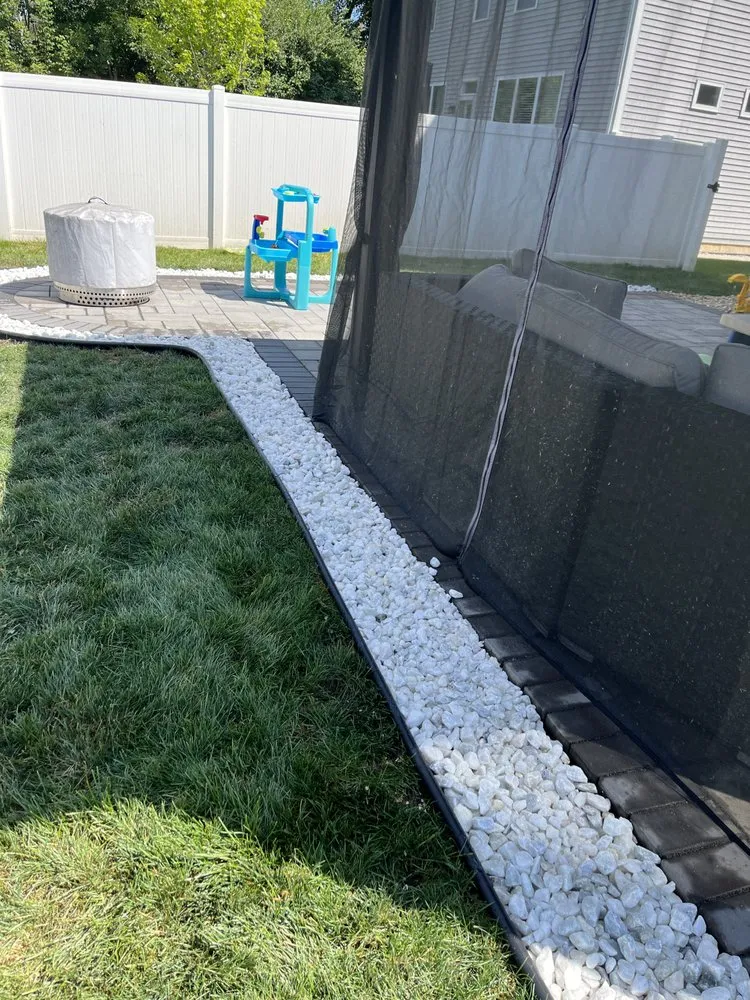 Affordable lawn care service experts serving Aurora, IL - Olveras landscaping