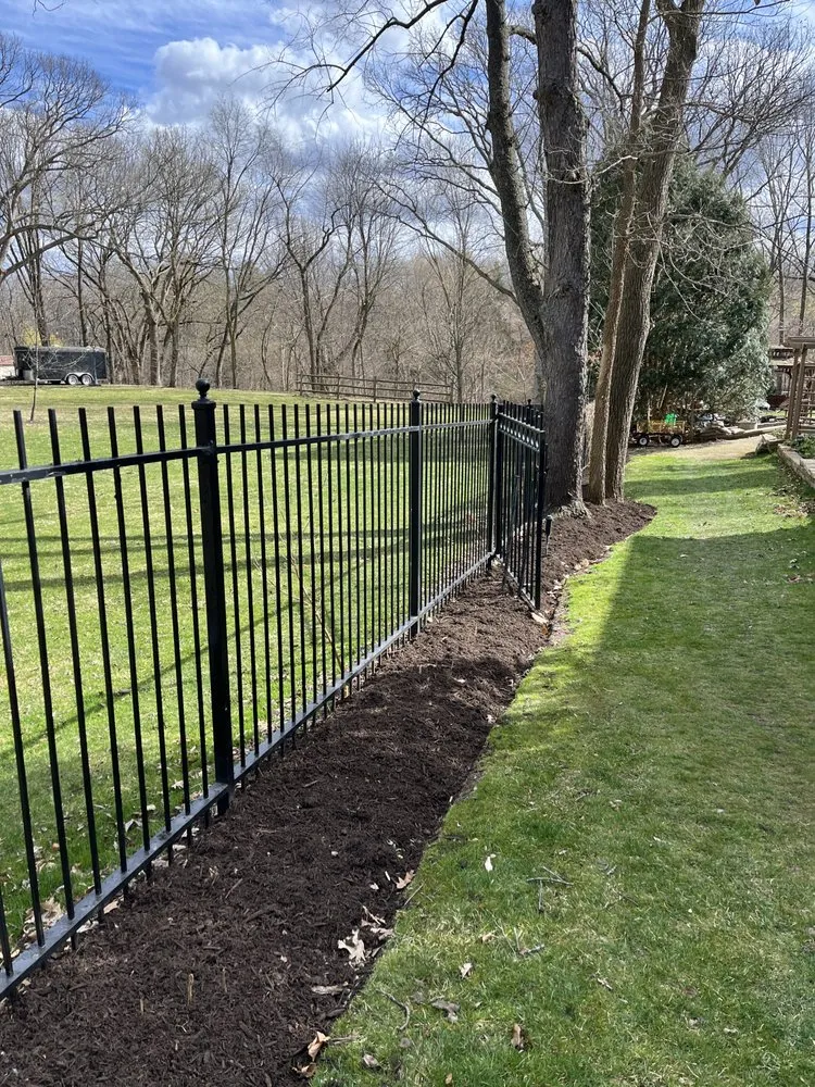 Affordable yard cleanup service experts serving Aurora, IL - Olveras landscaping