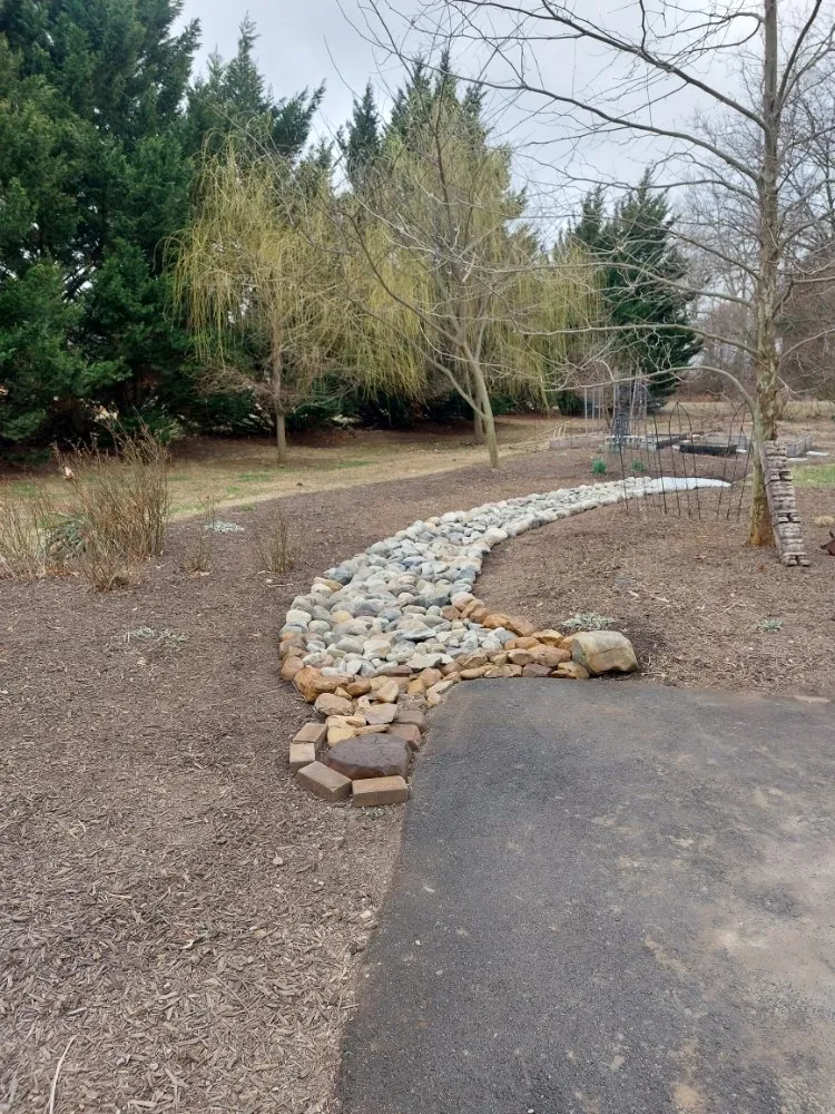 Reliable garden landscaping experts serving Newark, DE - Olvera's Landscaping