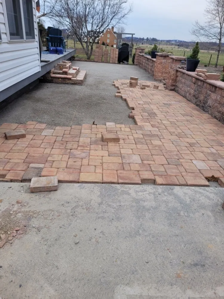 Custom landscape installation for beautiful yards across Waynesboro, VA - Olvera's Landscaping