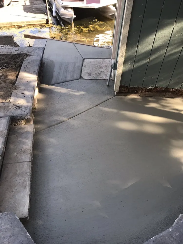 Top-rated landscaping services in Olympia, WA by Olympia Concrete and Landscape