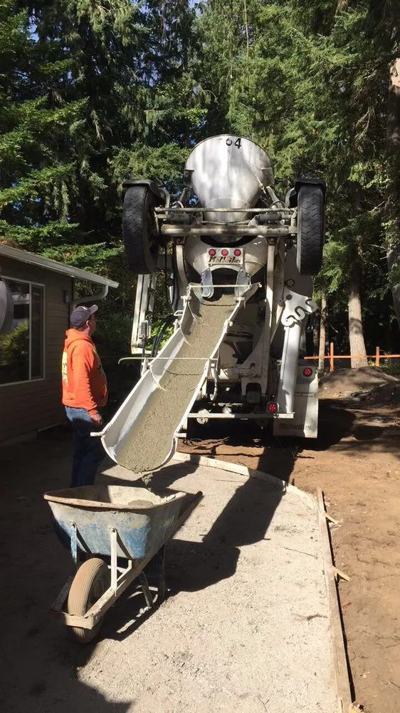 Professional garden landscaping in Olympia, WA by Olympia Concrete and Landscape