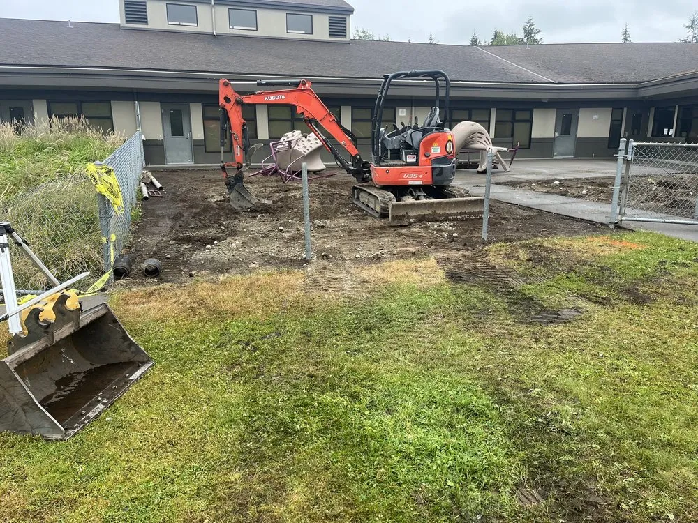 Expert lawn mowing service experts serving East Olympia, WA - Olympia Construction & Development