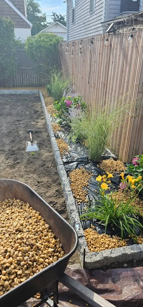 Top-rated yard maintenance in Lakewood, NJ - O&M Masonry & Contractors