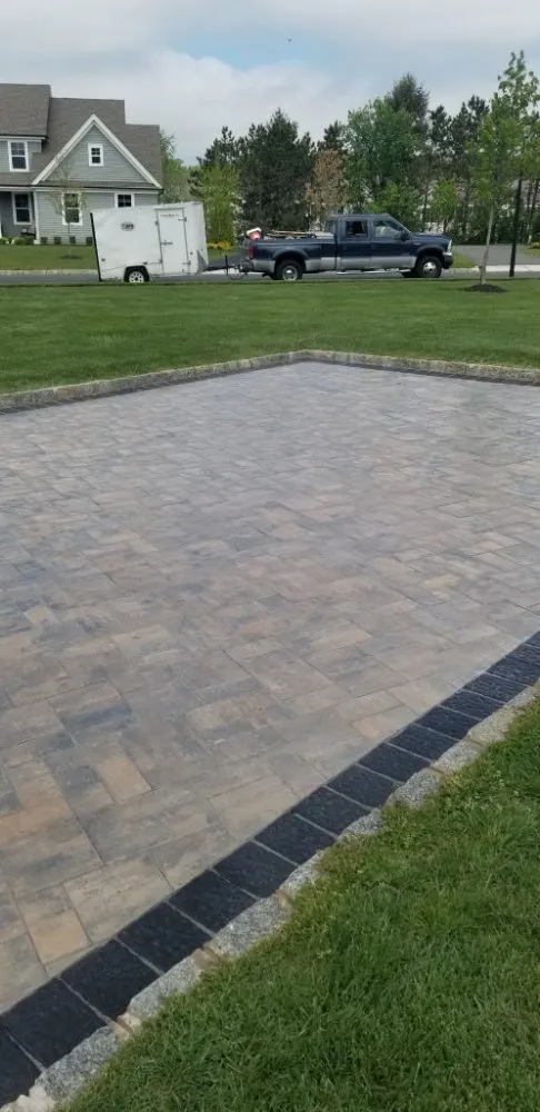 Custom outdoor landscaping experts serving Lakewood, NJ - O&M Masonry & Contractors