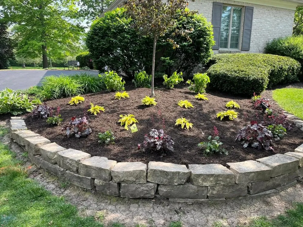 Expert lawn mowing service experts serving Anderson, IN - OMA Landscaping