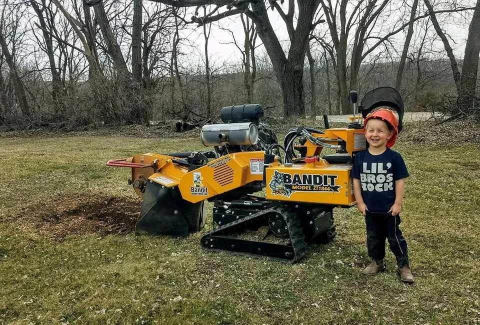 Top-rated landscaping services experts serving Omaha, NE - Omaha Stump Guy