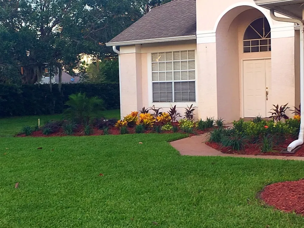 Custom lawn mowing service for year-round maintenance in Orlando, FL by O'malley Landscape