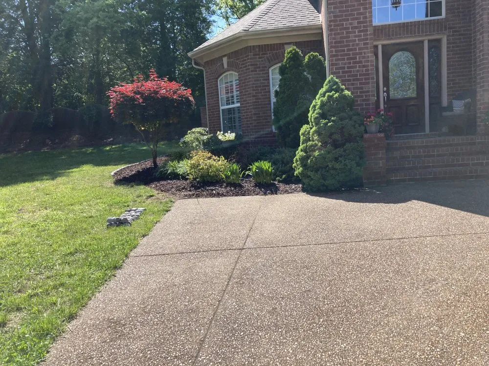 Expert yard cleanup service in Clarksville, TN by Omar & Sons Landscaping
