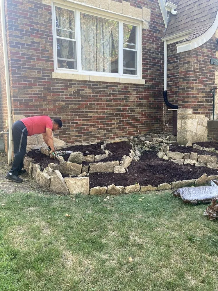 Trusted outdoor landscaping for beautiful yards across Berwyn, IL - Omar C Lawn