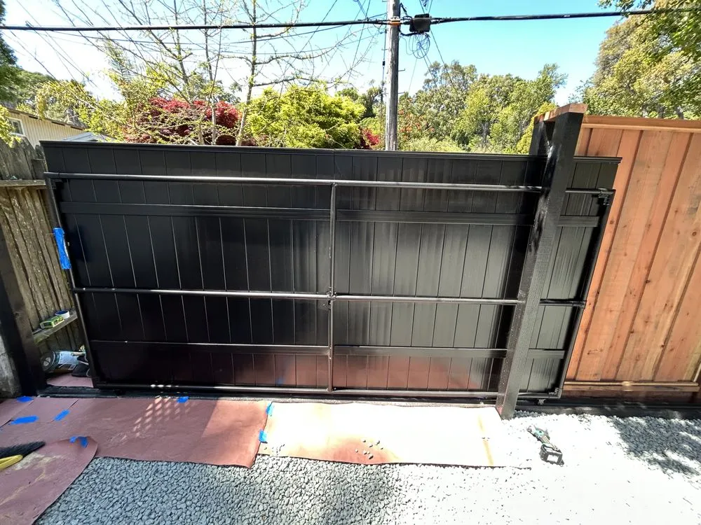 Trusted yard cleanup service for beautiful yards in Morgan Hill, CA by Omar’s Landscape