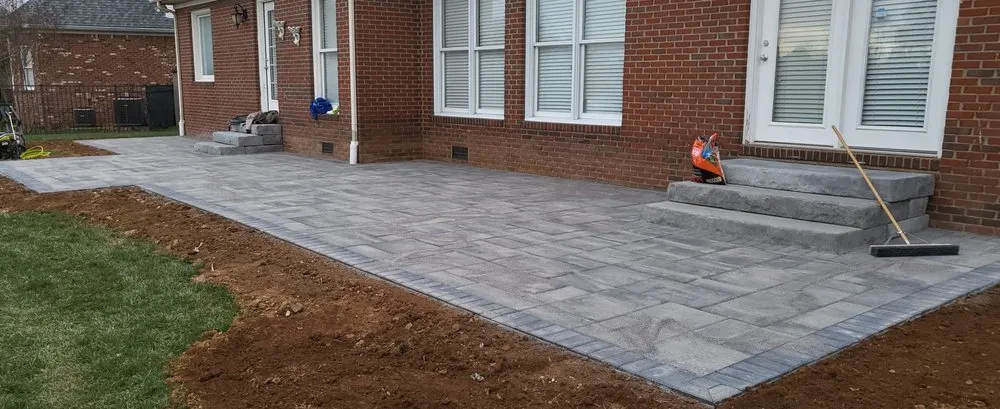 Trusted residential landscaping for residential properties in Bowling Green, KY by Omar´s Landscaping