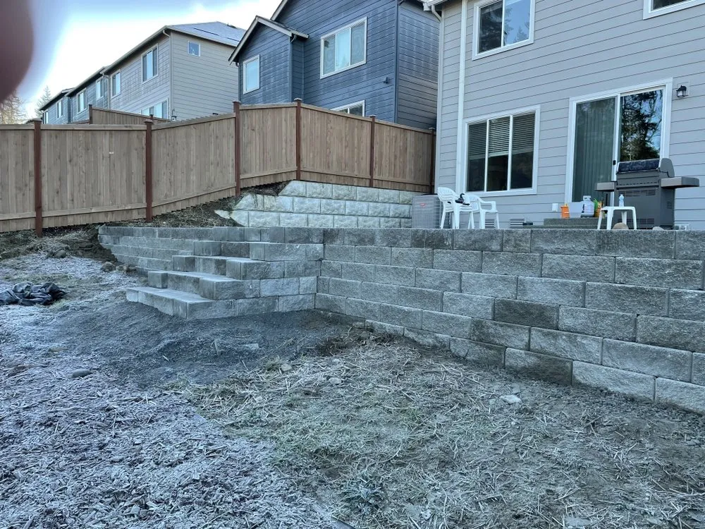 Reliable lawn mowing service in Everett, WA - Omar’s Landscaping