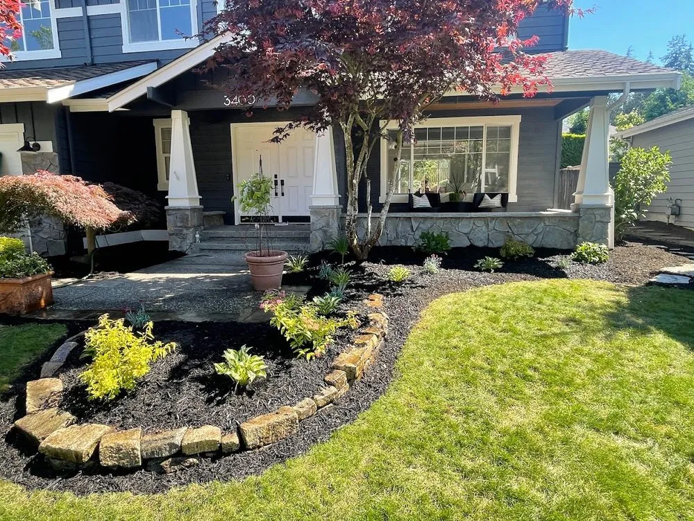 Custom residential landscaping for outdoor upgrades in Everett, WA by Omar’s Landscaping