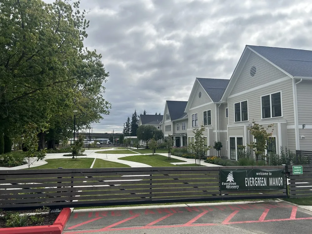 Reliable garden landscaping for homes in Everett, WA by Omar’s Landscaping