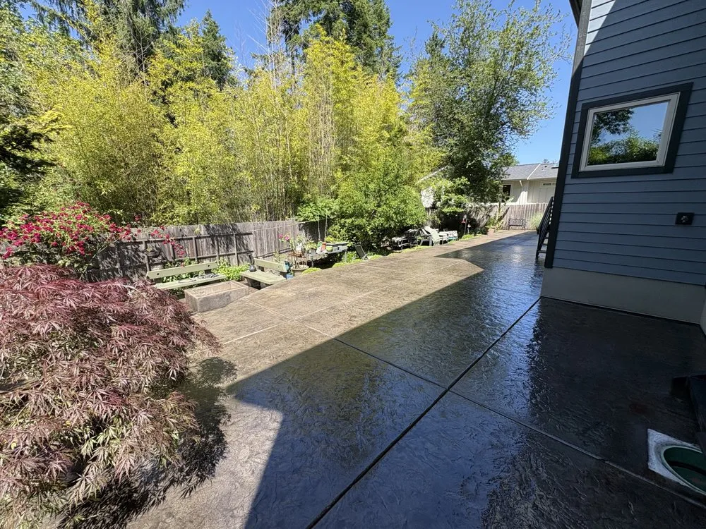 Expert landscaping services in Portland, OR by Omar’s Pressure Washing And Landscaping