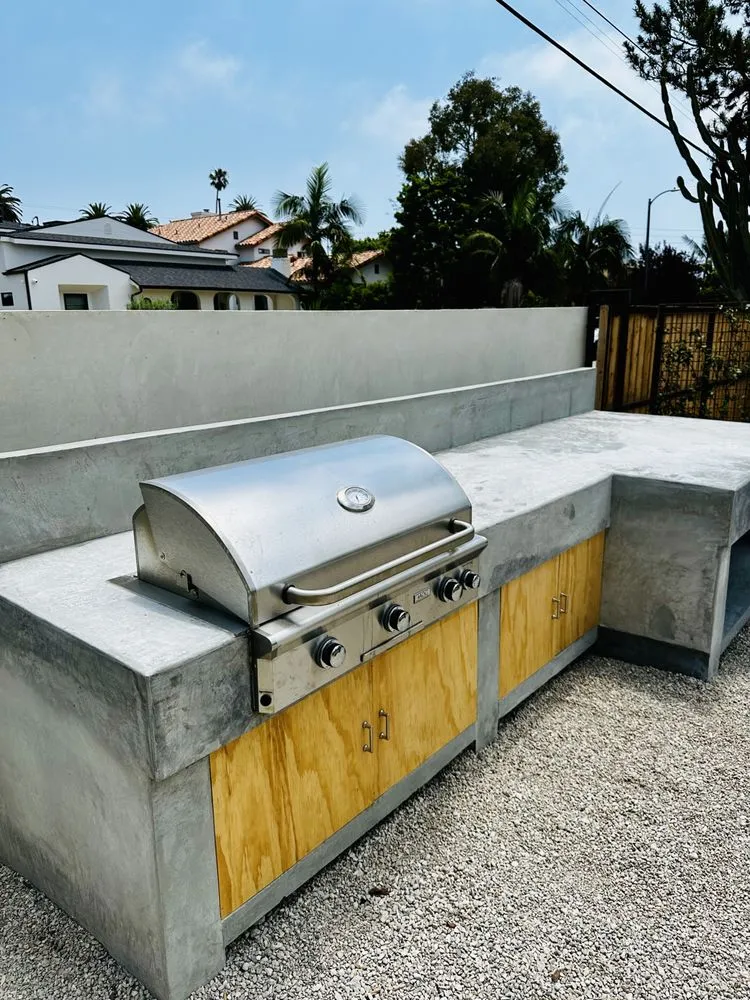 Affordable lawn care service in Los Angeles, CA - Omega Landscaping