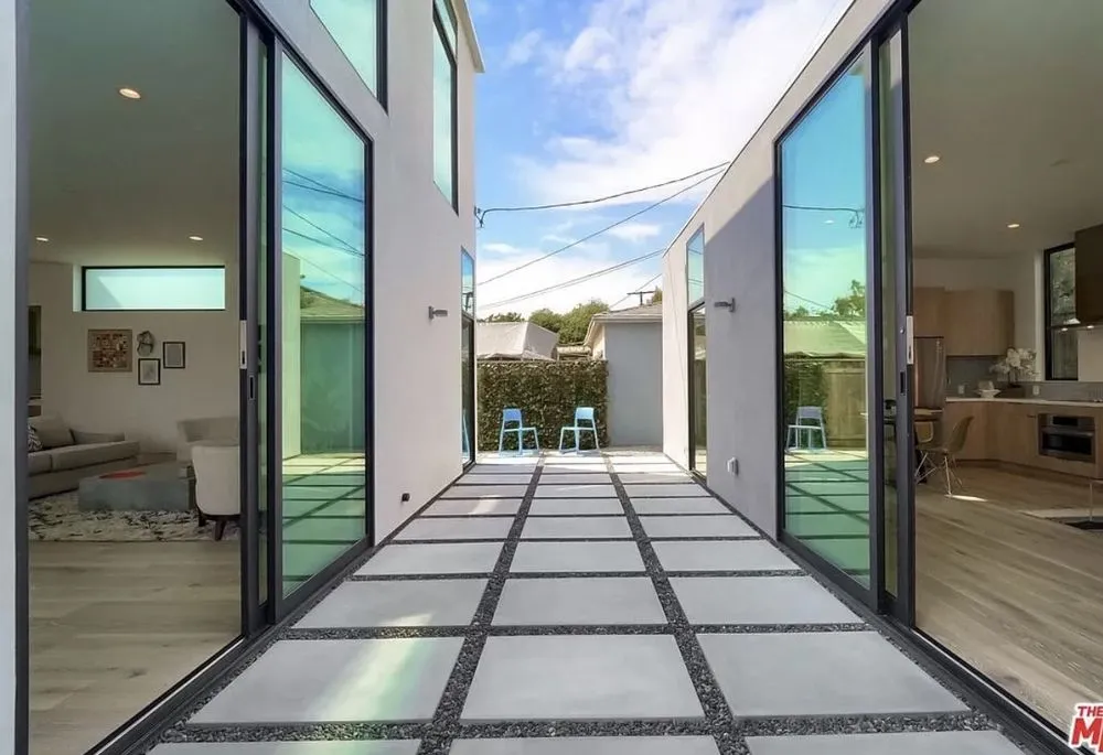 Professional yard maintenance in Los Angeles, CA by Omega Landscaping