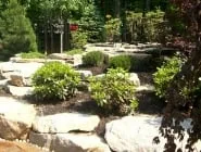 Custom garden landscaping with custom design in Hilliard, OH by Omniscapes