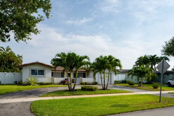 Professional yard maintenance experts serving St. Cloud, FL - On & Son’s