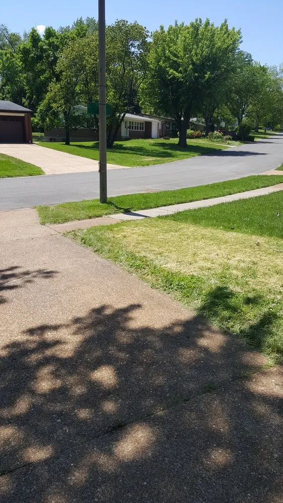 Reliable lawn care service experts serving Florissant, MO - On Call Lawncare and More