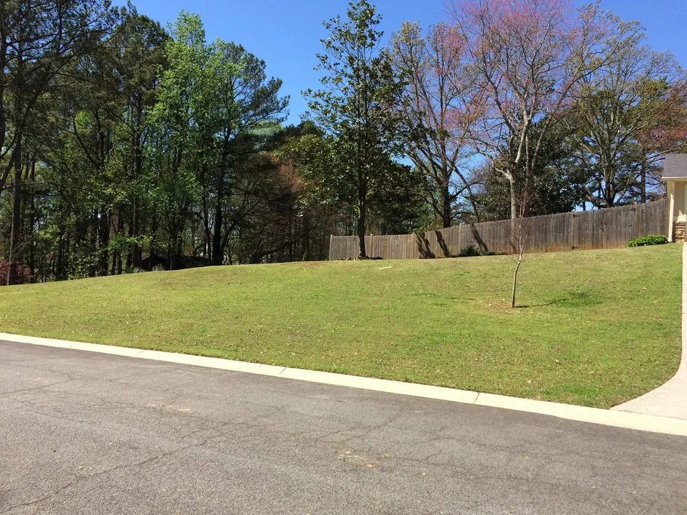 Reliable lawn care service experts serving Jonesboro, GA - On Point Lawn Care Services