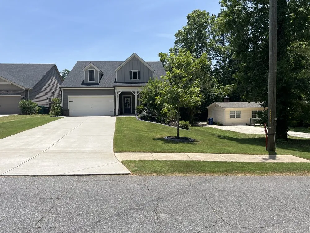 Reliable landscaping services in Mableton, GA - On Site Lawn Service