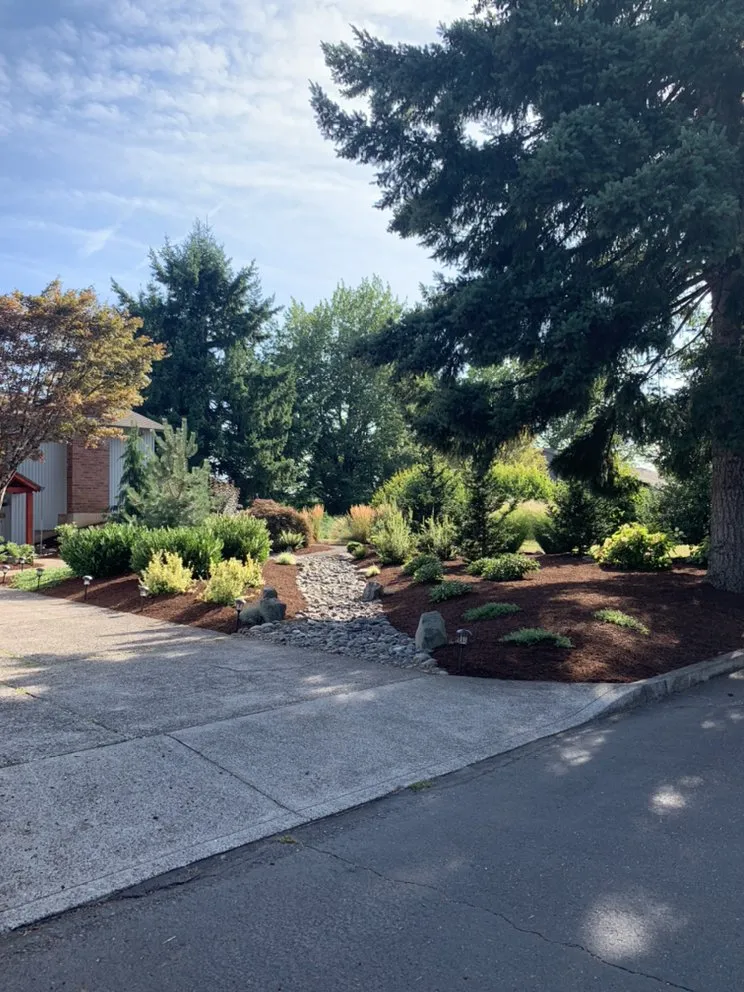 Affordable outdoor landscaping experts serving Boring, OR - On Target Landscape maintenance