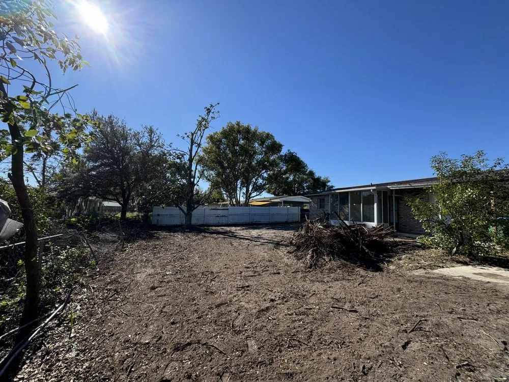 Custom yard maintenance for beautiful yards across Orange City, FL - On The Fly 407