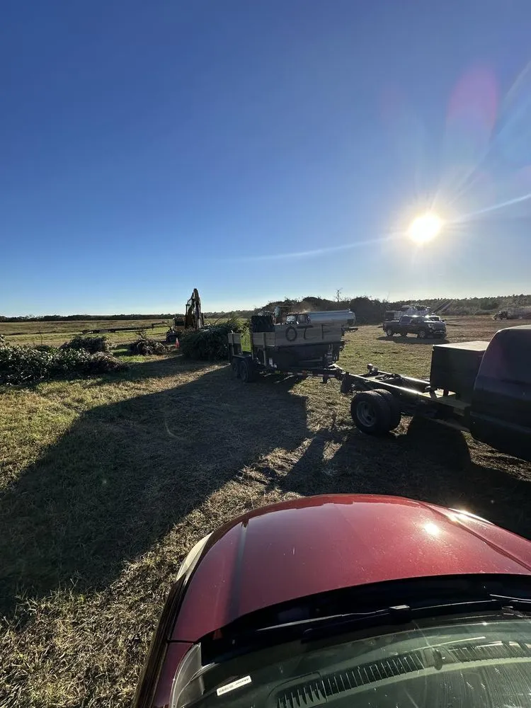 Reliable yard cleanup service in Orange City, FL - On The Fly 407