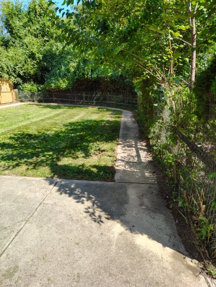 Affordable yard maintenance in Huber Heights, OH by On-the-Go Enhancement