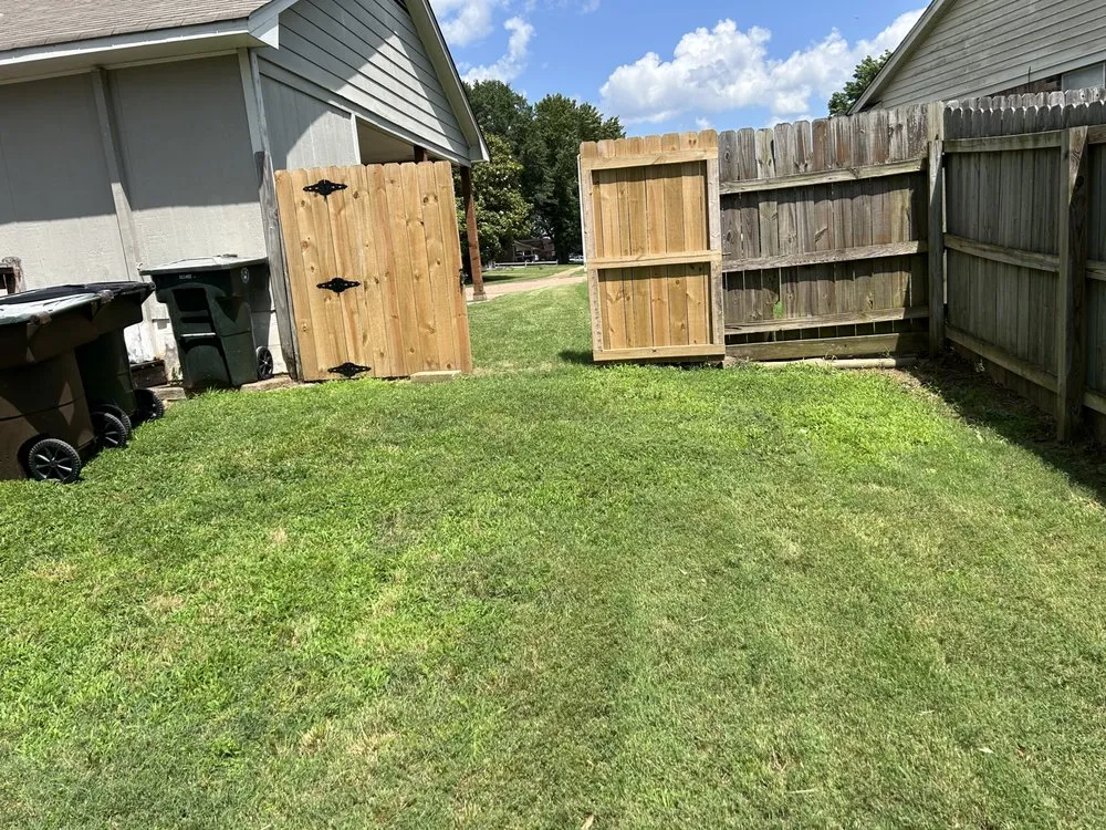 Custom yard cleanup service in Arlington, TN by On The Go Lawn Service