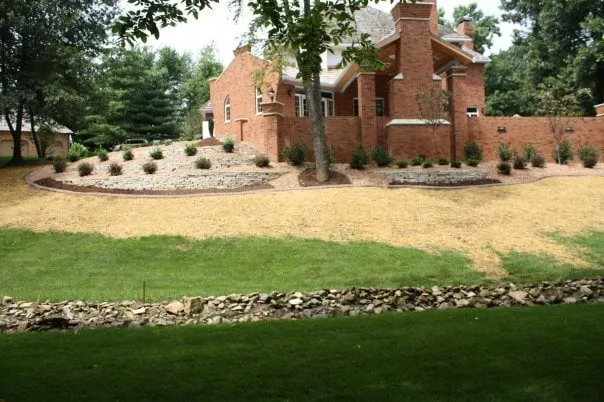 Custom garden landscaping in Edwardsville, IL by On the Level Landscaping