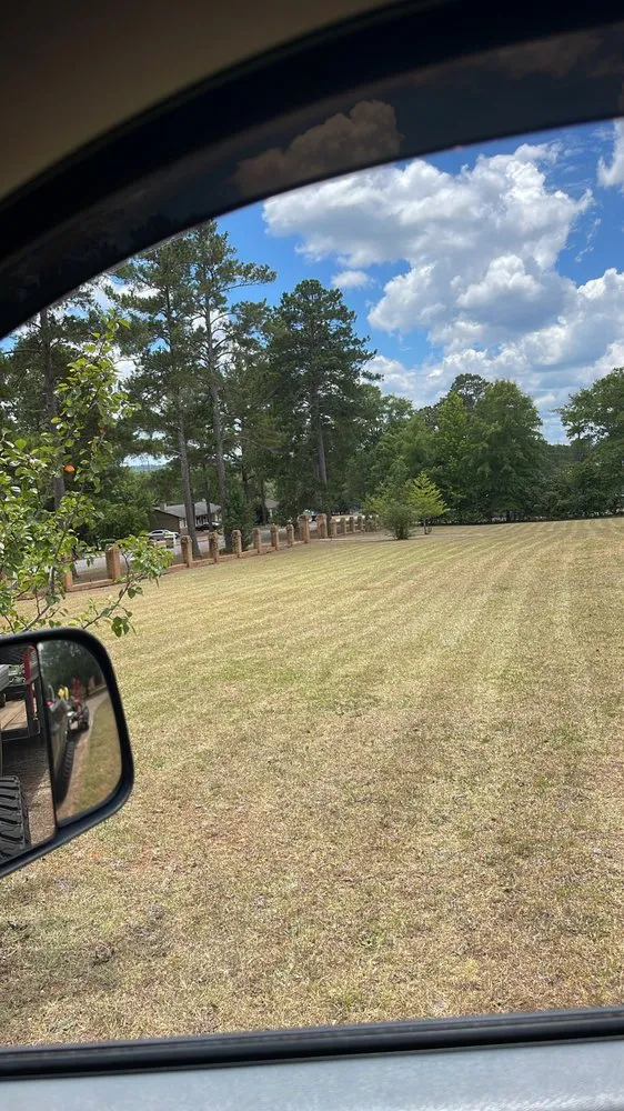 Affordable yard cleanup service near you in Wrightsville, GA by On the mend Lawncare