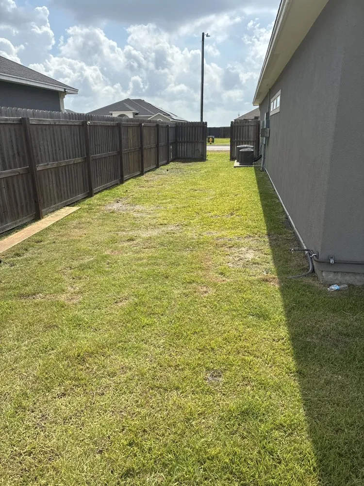 Expert residential landscaping in Kingsville, TX - On The Move Landscaping
