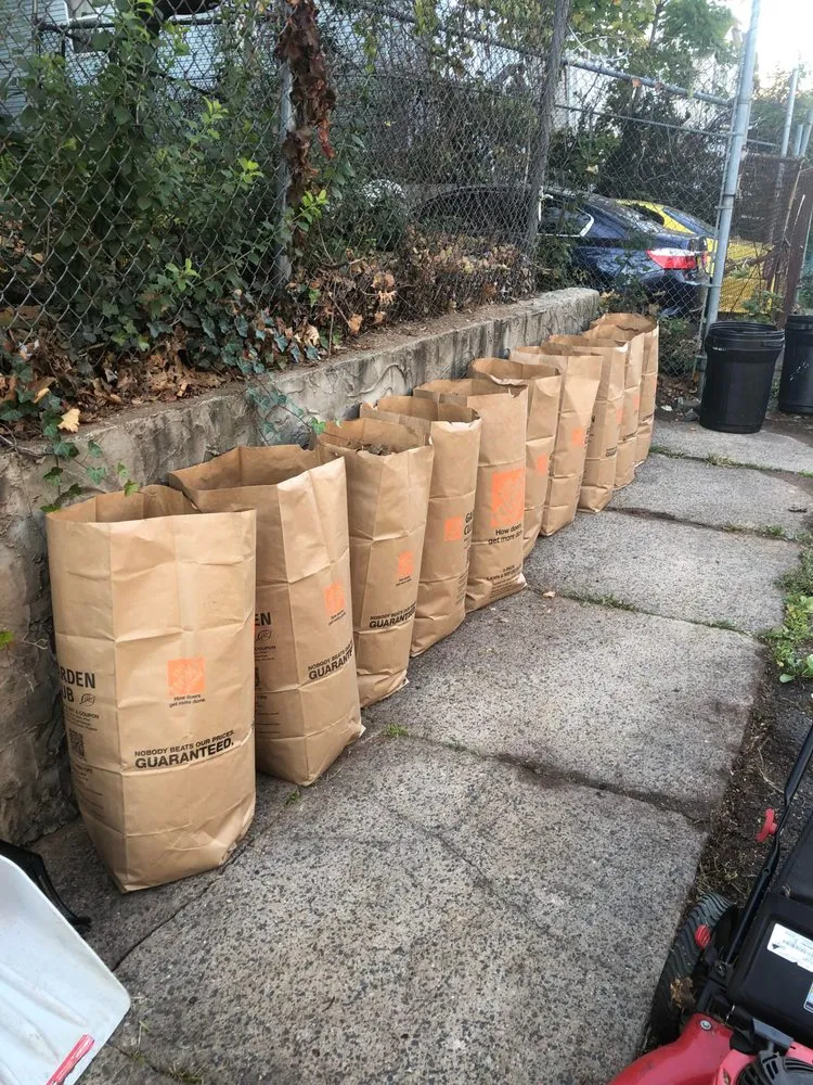 Reliable garden landscaping in Newark, NJ - On Thee Move