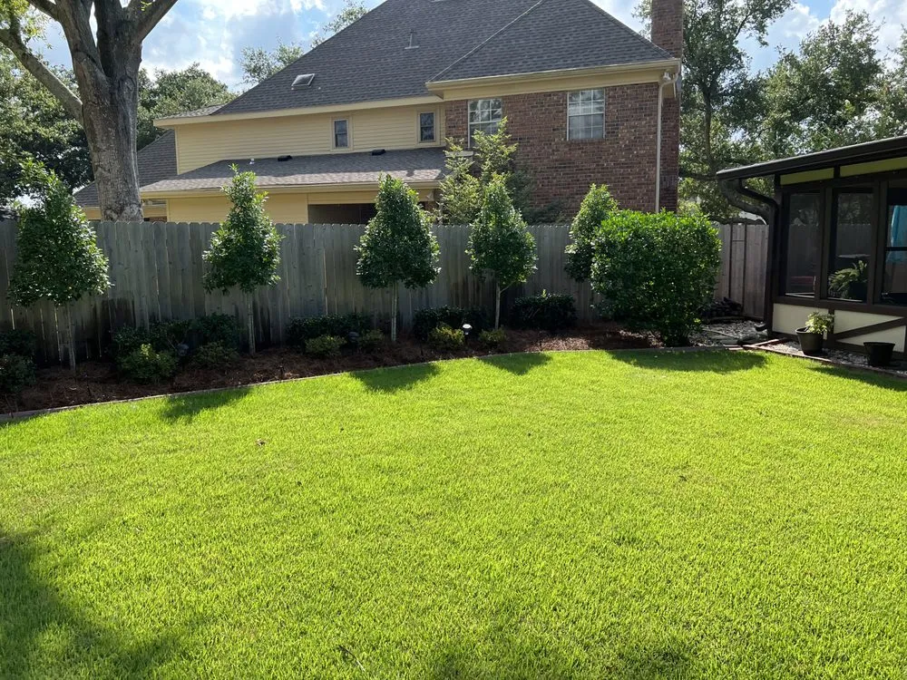 Top-rated yard maintenance for outdoor upgrades in River Ridge, LA by On Time Lawn Services