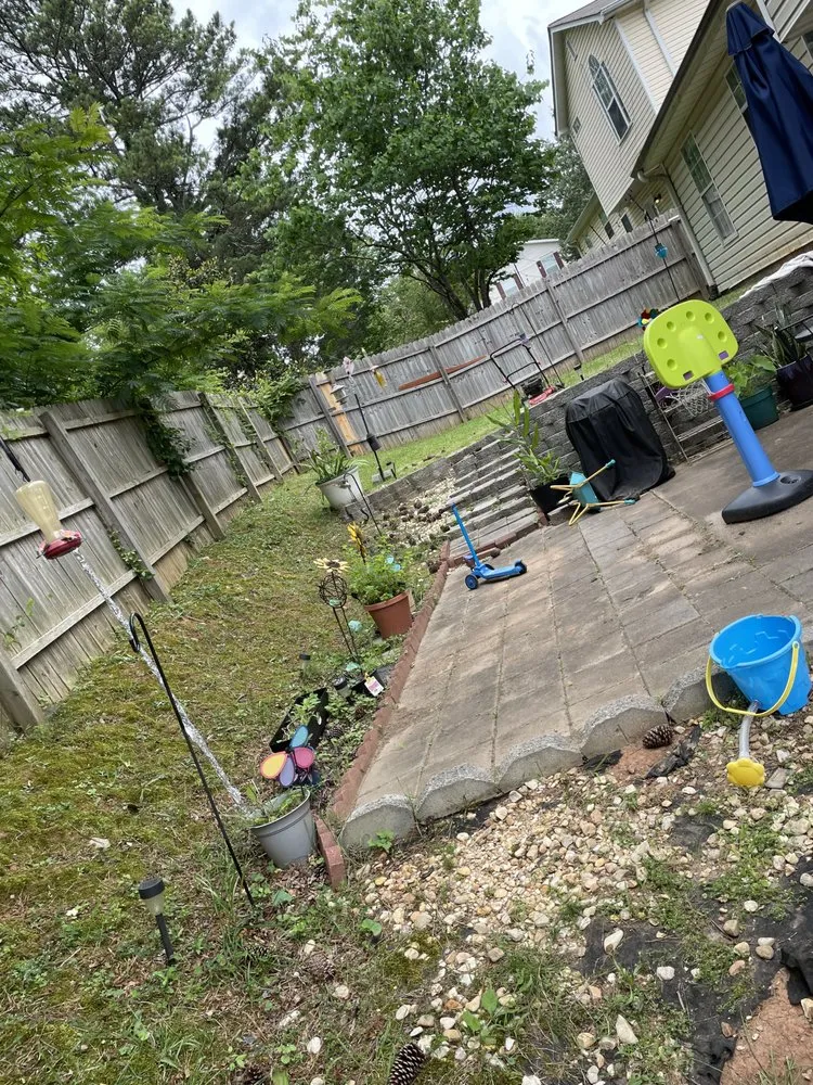 Top-rated lawn care service in Lithonia, GA by On Your Grass