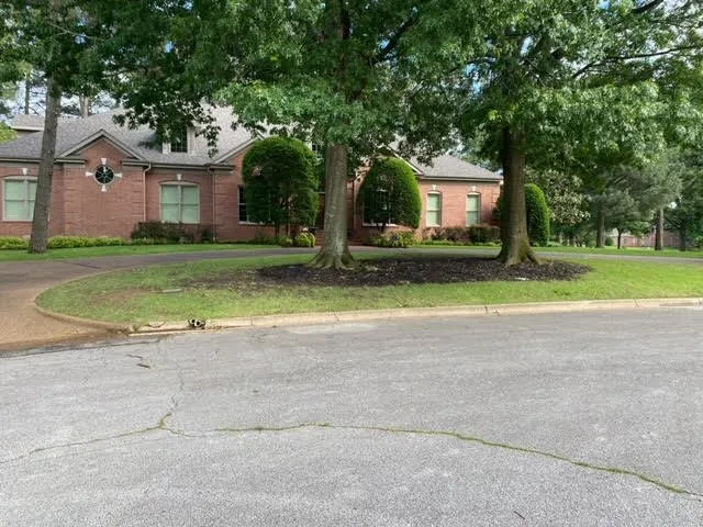 Expert yard maintenance for outdoor upgrades in Jonesboro, AR by Ond Landscape