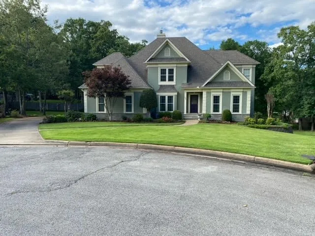 Top-rated yard cleanup service for beautiful yards across Jonesboro, AR - Ond Landscape