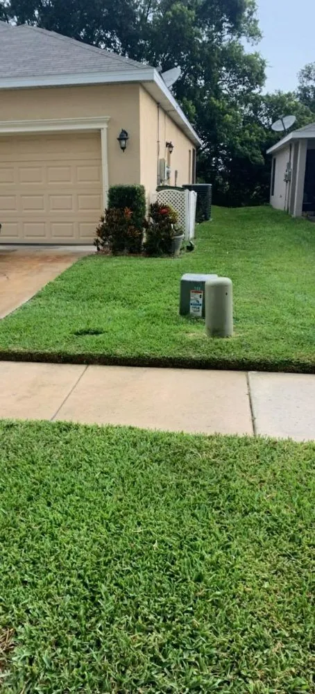 Custom landscape design near you in Auburndale, FL by One Call Away Lawncare and Landscaping