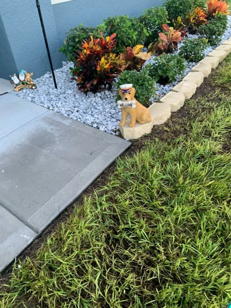 Trusted residential landscaping with custom design in Auburndale, FL by One Call Away Lawncare and Landscaping